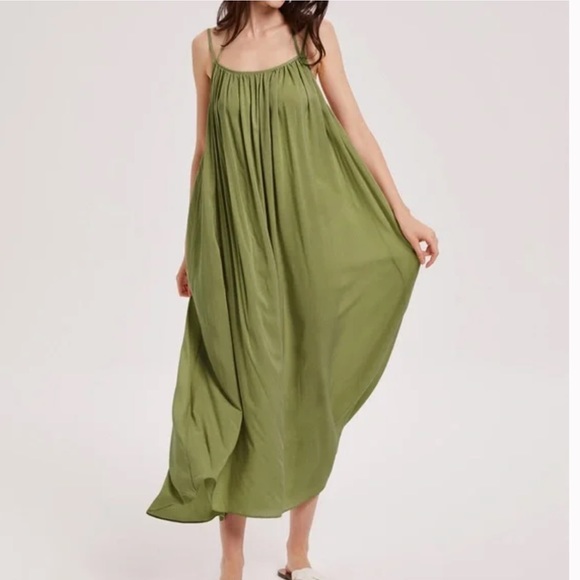 Nap Loungewear Relaxed Midi Dress in Moss Green, OSFA - Picture 6 of 10
